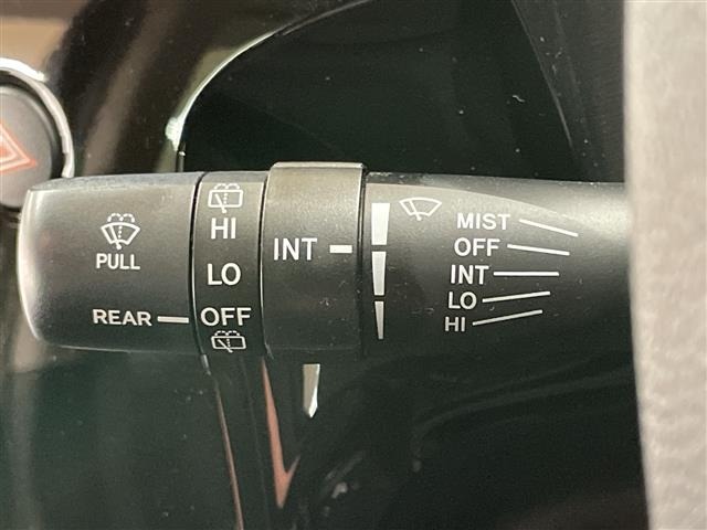 Toyota AQUA 2019 7660409-6