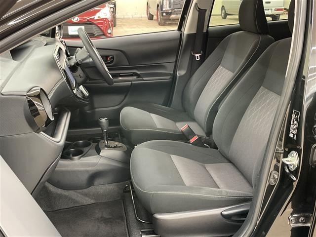 Toyota AQUA 2019 7660409-7