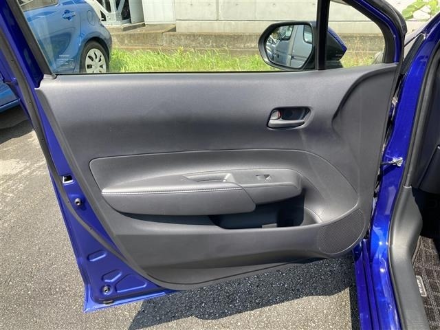 Toyota AQUA 2021 7660452-11