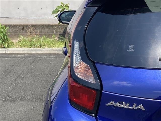 Toyota AQUA 2021 7660452-15