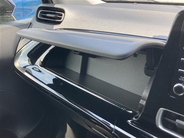 Toyota AQUA 2021 7660452-31