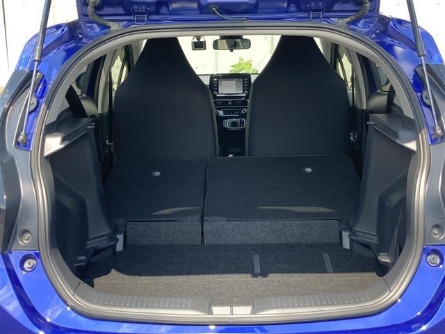 Toyota AQUA 2021 7660452-39