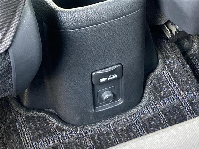 Toyota AQUA 2021 7660452-7