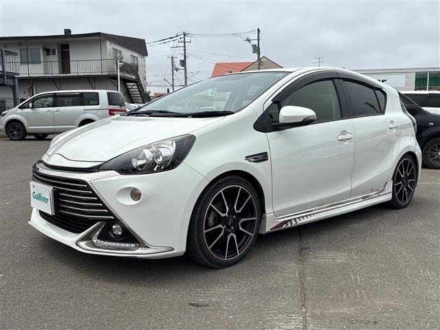 Toyota AQUA 2015 7660470-6