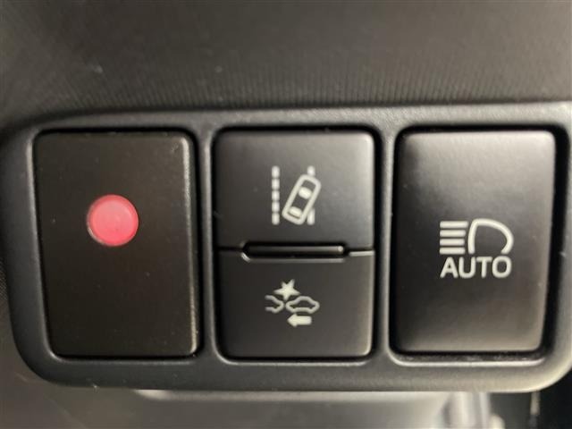 Toyota AQUA 2018 7660549-18
