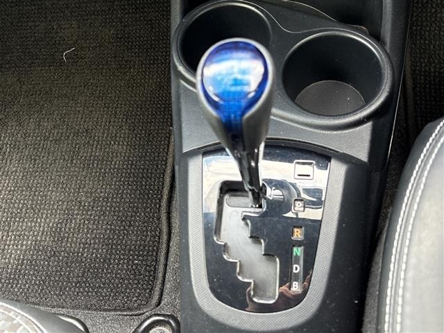 Toyota AQUA 2015 7660568-11