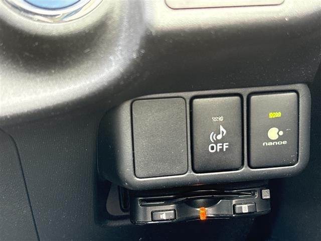 Toyota AQUA 2015 7660568-18