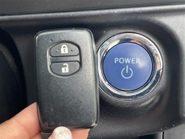 Toyota AQUA 2015 7660603-11