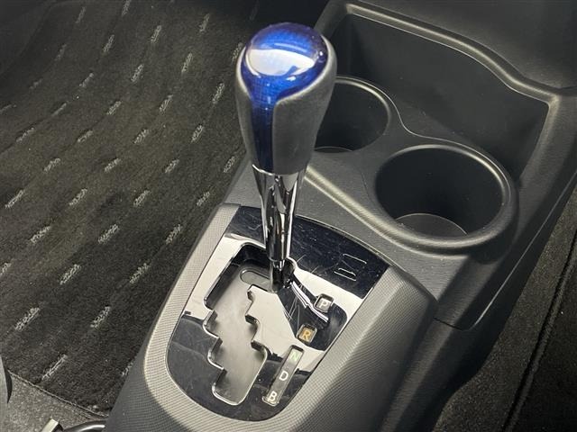 Toyota AQUA 2015 7660603-4
