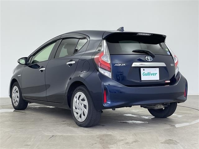 Toyota AQUA 2018 7660614-13