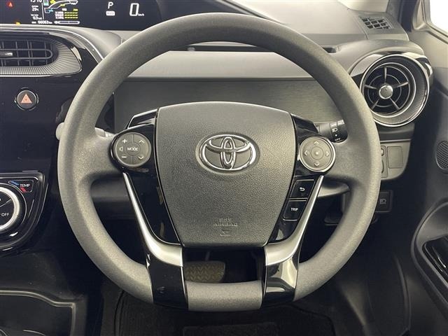Toyota AQUA 2018 7660614-19