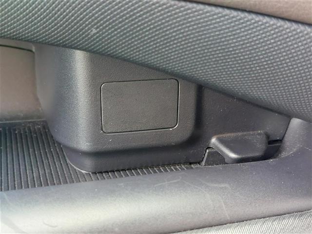 Toyota AQUA 2018 7660621-14