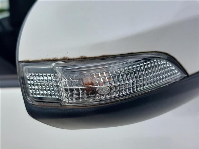 Toyota AQUA 2018 7660621-7