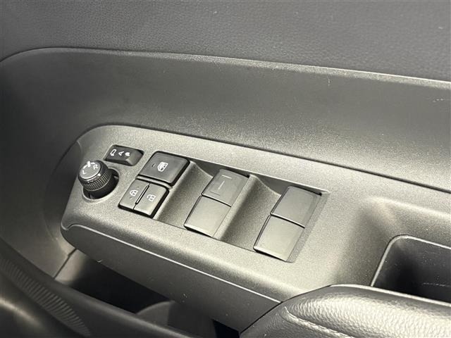 Toyota AQUA 2022 7660633-12