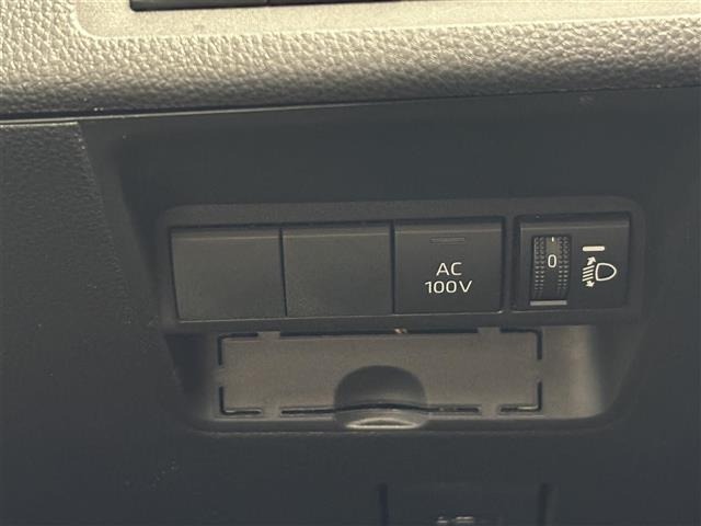 Toyota AQUA 2022 7660633-17