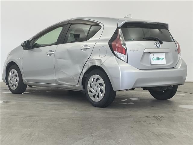 Toyota AQUA 2016 7660648-13