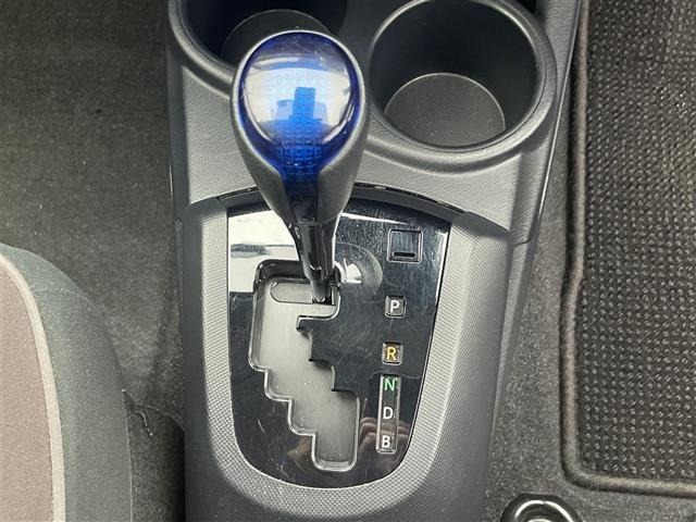 Toyota AQUA 2016 7660655-11