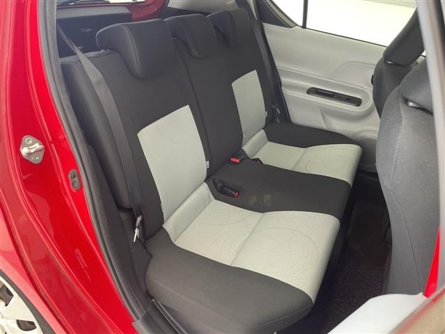 Toyota AQUA 2012 7660658-10