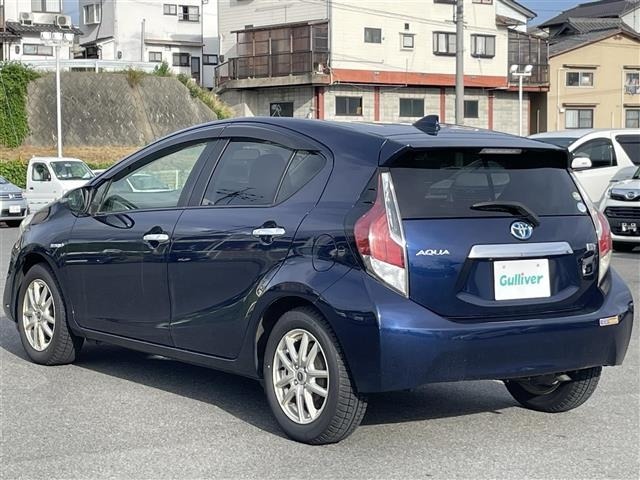 Toyota AQUA 2017 7660661-13