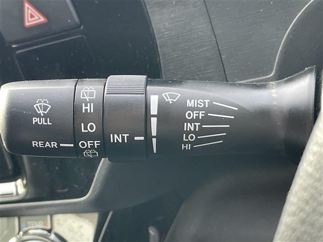 Toyota AQUA 2017 7660661-2