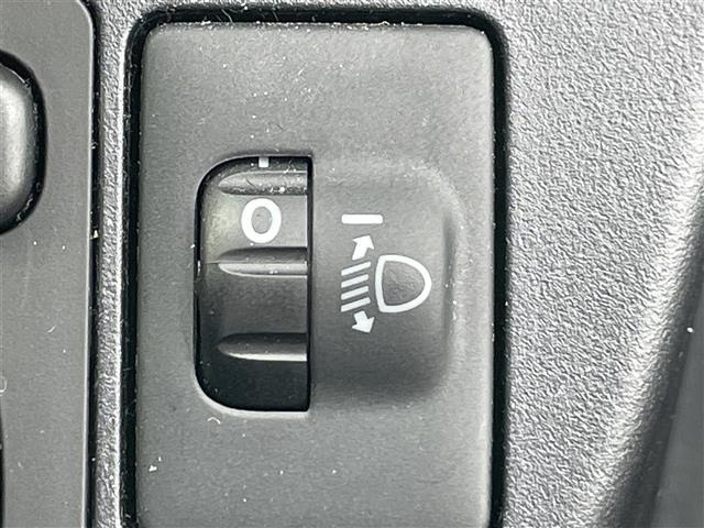Toyota AQUA 2017 7660661-5