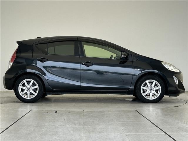 Toyota AQUA 2016 7660662-11
