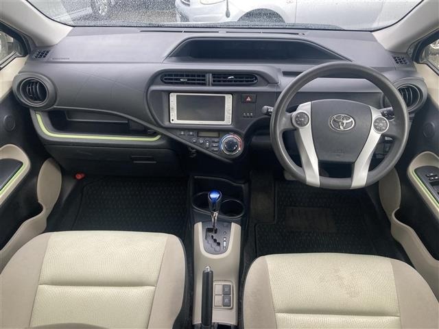 Toyota AQUA 2013 7660676-15