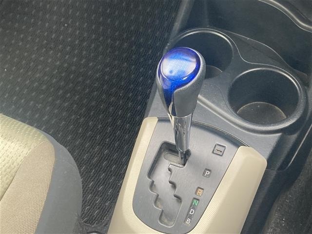 Toyota AQUA 2013 7660676-8
