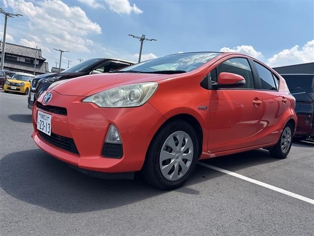 Toyota AQUA 2013 7660677-3