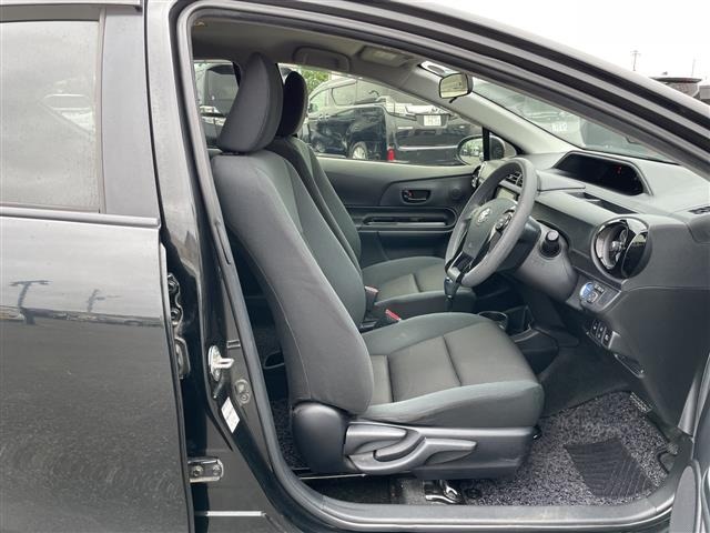 Toyota AQUA 2016 7660682-3