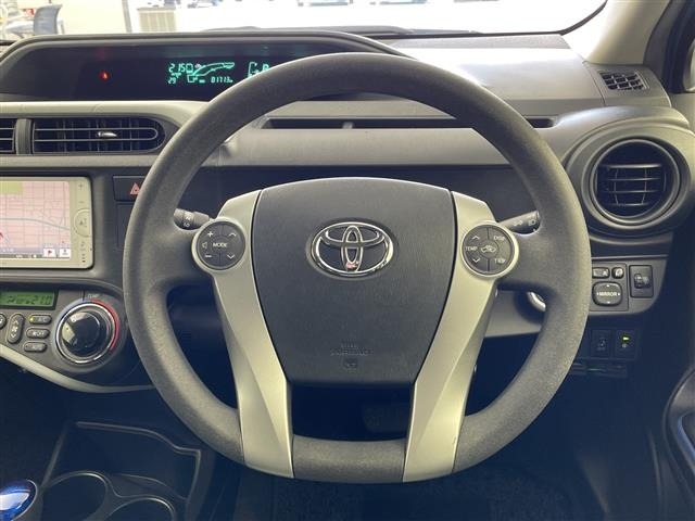 Toyota AQUA 2013 7660683-12