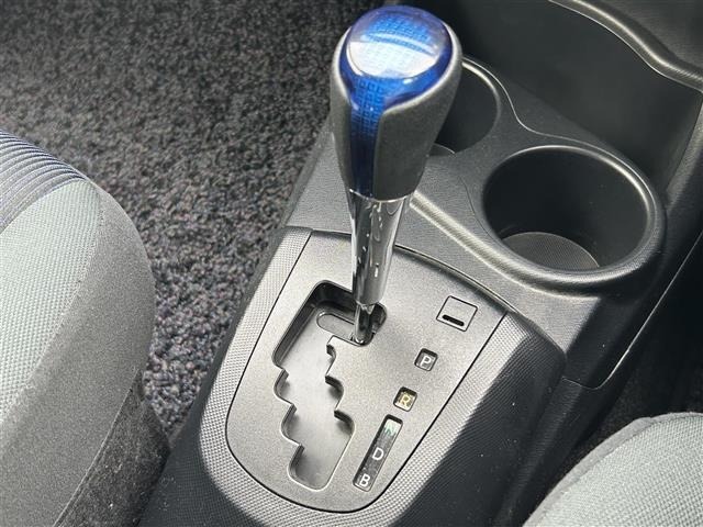 Toyota AQUA 2015 7660696-9