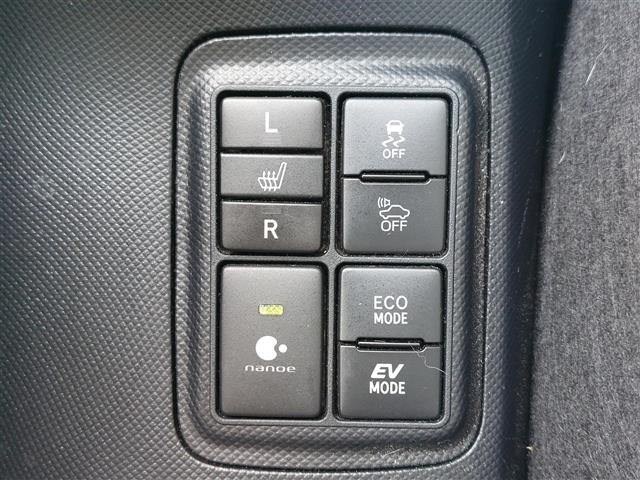 Toyota AQUA 2018 7660702-14