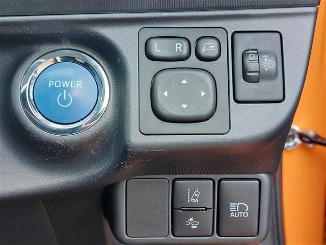 Toyota AQUA 2018 7660702-18