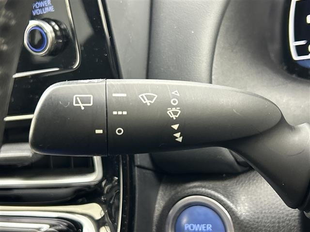 Toyota AQUA 2022 7660703-7