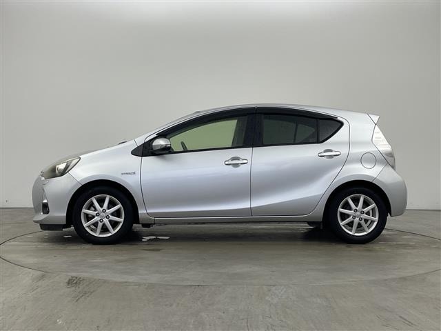 Toyota AQUA 2012 7660712-19