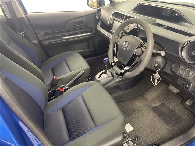 Toyota AQUA 2019 7660718-6