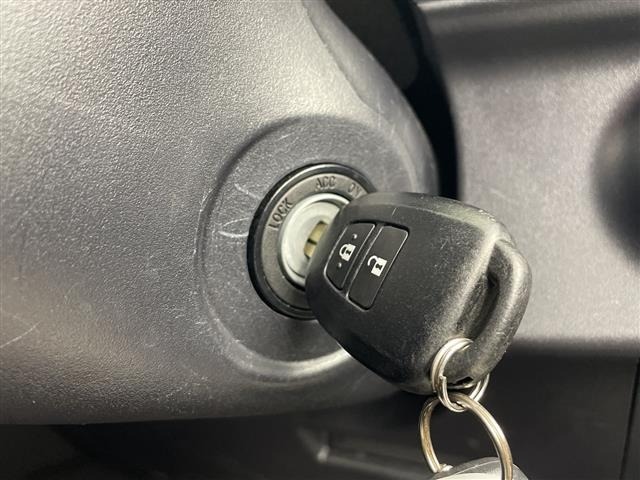 Toyota AQUA 2019 7660718-9