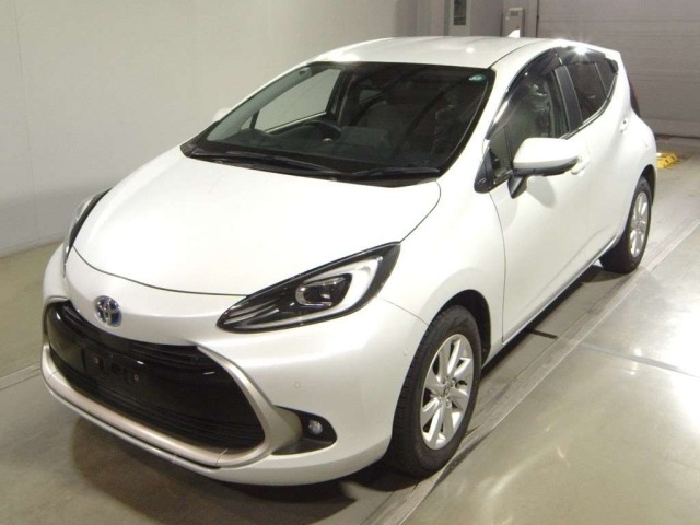 Toyota AQUA 2023 7660741-0