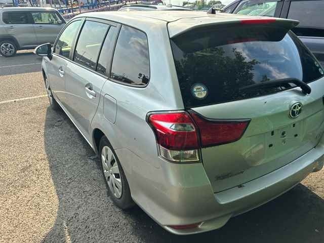Toyota COROLLA FIELDER 2017 7663229-1
