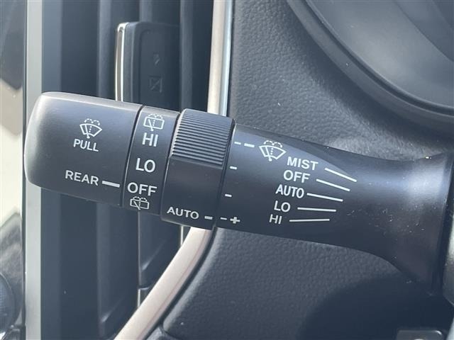 Subaru FORESTER 2018 7664710-9