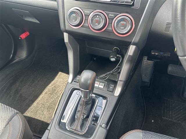 Subaru FORESTER 2014 7664844-3