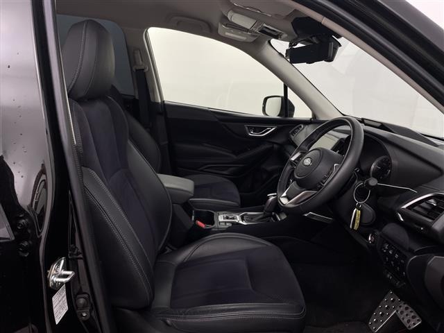Subaru FORESTER 2023 7664907-2