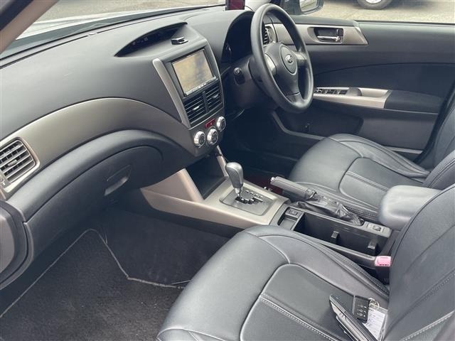 Subaru FORESTER 2009 7664939-19