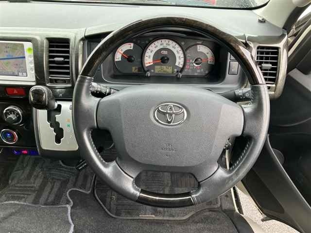 Toyota HIACE COMMUTER 2014 7669302-3
