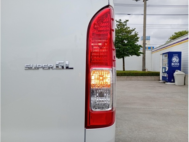 Toyota HIACE VAN 2026 7671021-39