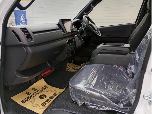 Toyota HIACE VAN 2026 7671021-5
