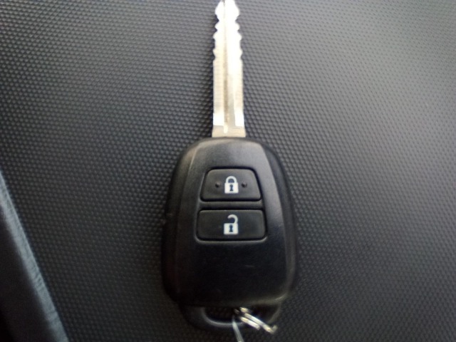 Toyota HIACE VAN 2023 7671022-31