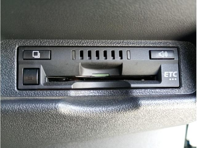 Toyota HIACE VAN 2023 7671022-32