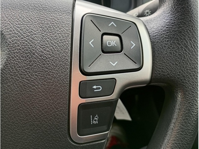 Toyota HIACE VAN 2023 7671022-33